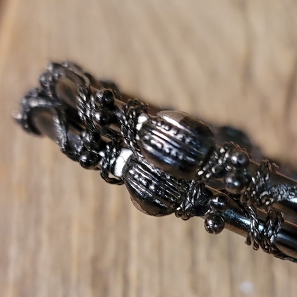 Set of Bangles, Intricate Design - Picture 3 of 6